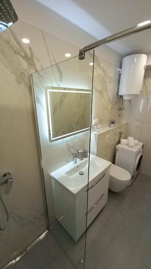 Lux Apartman Antonija Макарска Экстерьер фото