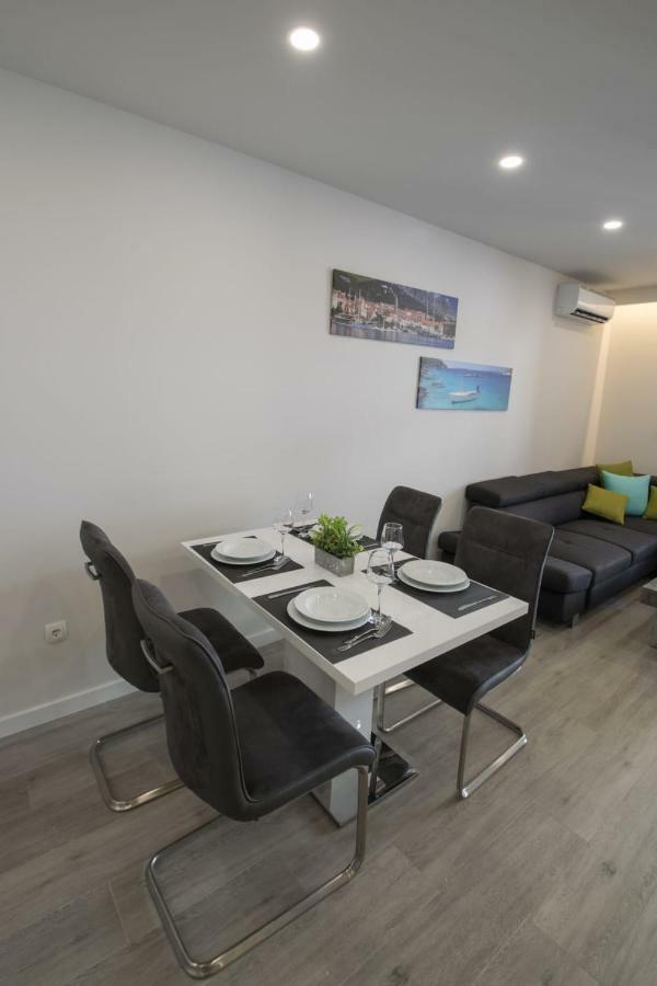 Lux Apartman Antonija Макарска Экстерьер фото